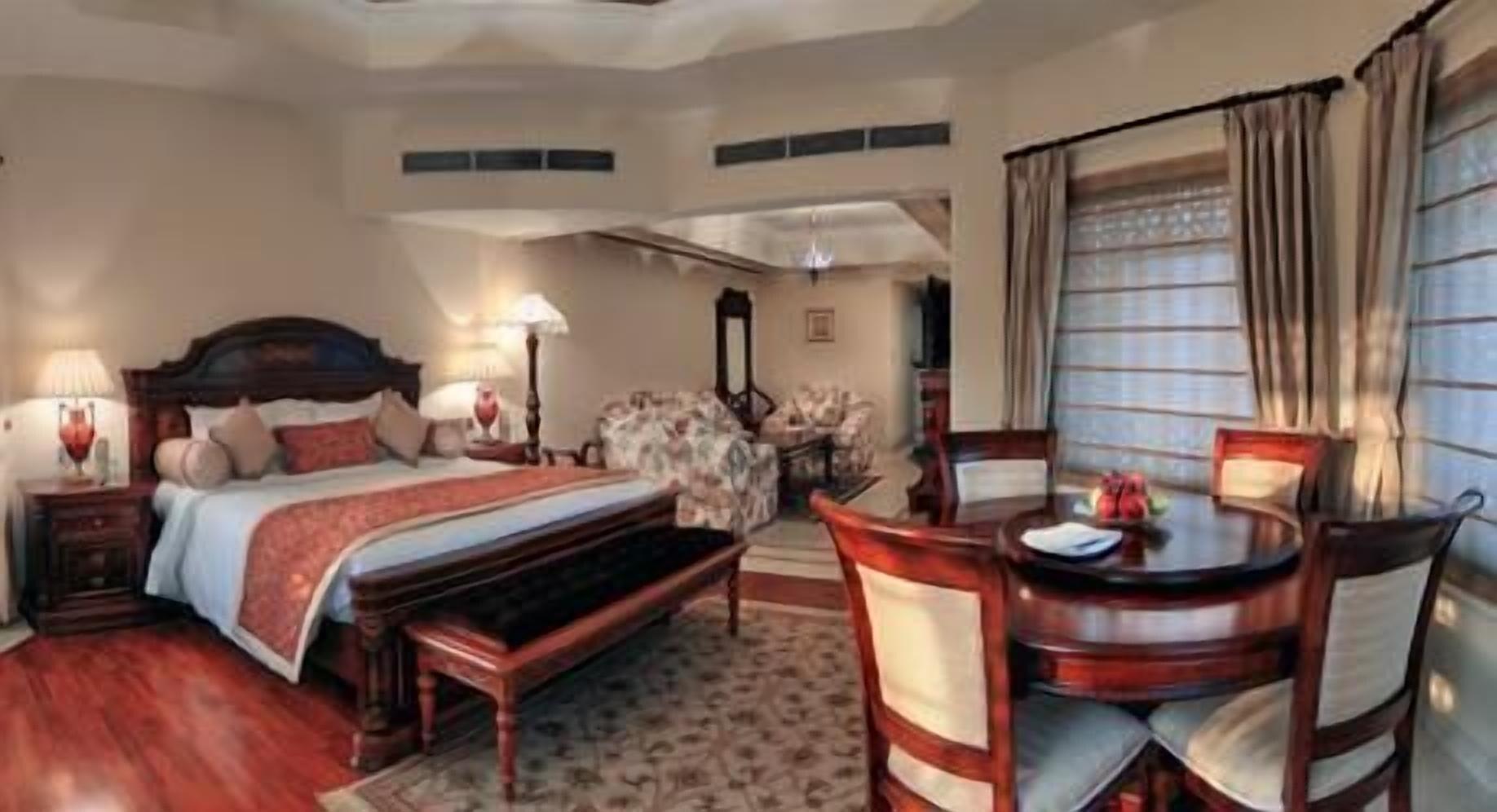 Orient Taj Hotel N Resorts Agra  Room photo